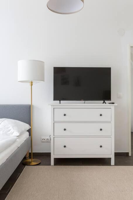 Free Parking I 500 Mbit Wifi I Kingsize Bed Apartment Виена Екстериор снимка